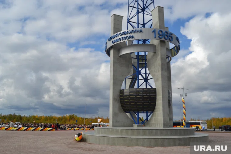 После открытия Самотлора и других гигантских месторождений в ХМАО начали стремительно расти города