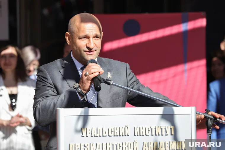 Артем Жога пожелал ветеранам удачи на гражданском фронте