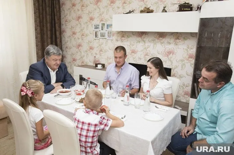 Семье танкиста досталась только минералка