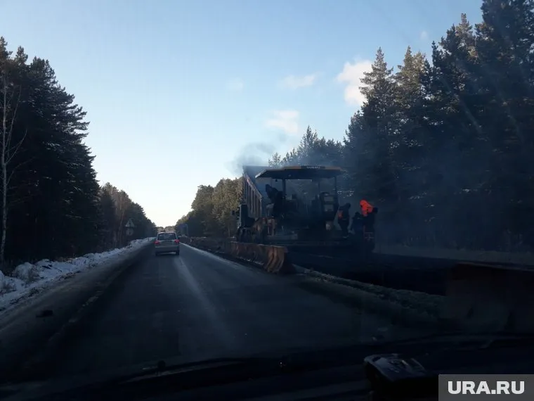 В Курганской области продолжаются дорожные работы