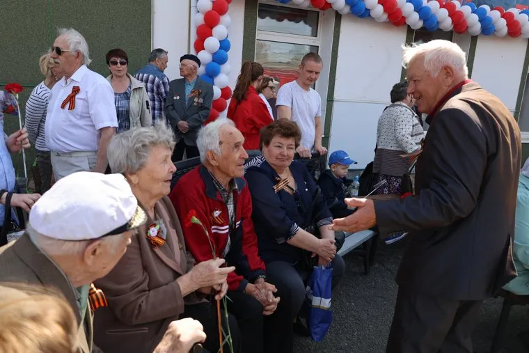 Эшелон победы. Курган