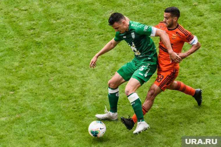 Первую игру «Урала» в новом сезоне посмотрят только избранные