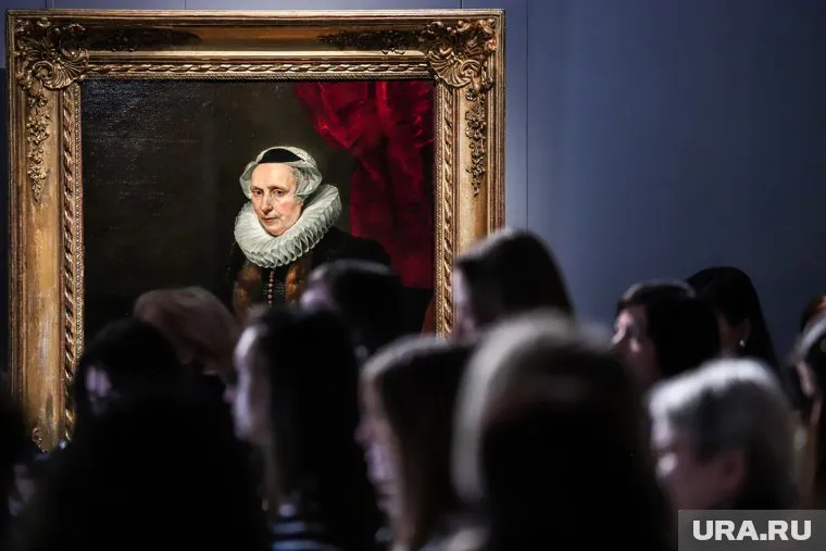 Из Государственного Эрмитажа привезли 100 работ