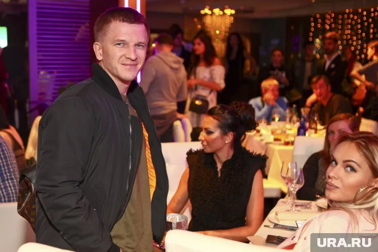 Пашу назвал новости о певице ложью, которая порочит честь и достоинство