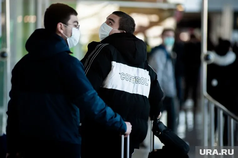 Всего специалисты осмотрели 252 россиян, прибывших из Китая