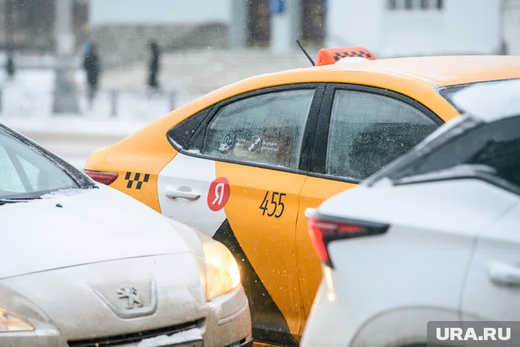 Сургутяне жалуются на водителей такси «Яндекс Go»