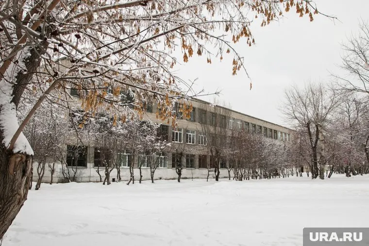 В Ноябрьске небезопасно отпускать детей в школу из-за морозов