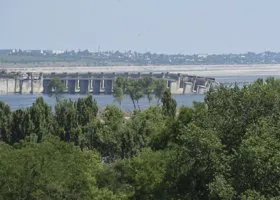 Правительство Украины пообещало восстановить Каховскую ГЭС