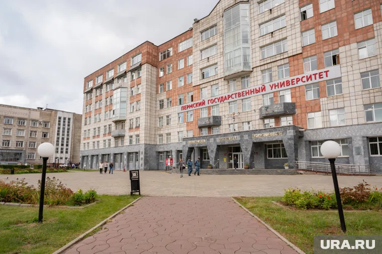 Фенев написал заявление на увольнение по собственному желанию