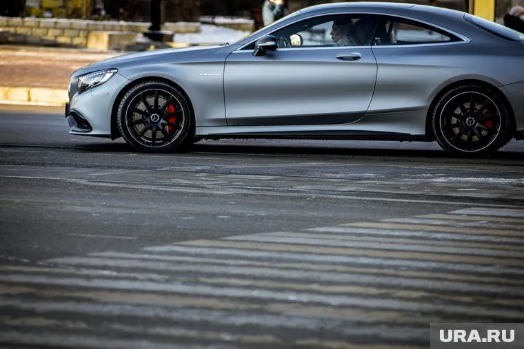 Чтобы начать массово ездить на электромобилях, россиянам потребуется еще несколько десятков лет