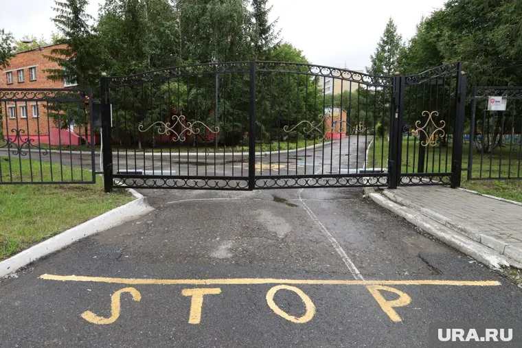 Медики курганского дома ребенка пожаловались Путину на зарплату