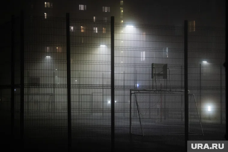 Вандалы разрушили несколько конструкций