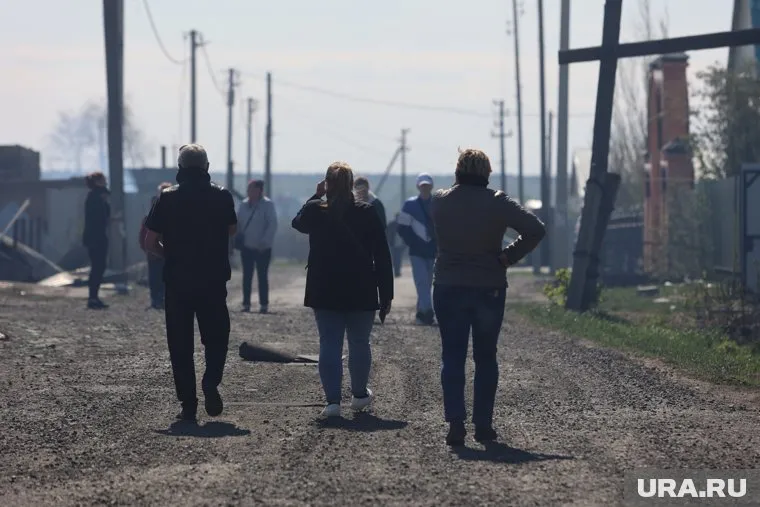 Курганцы после крупных пожаров приехали на пепелище