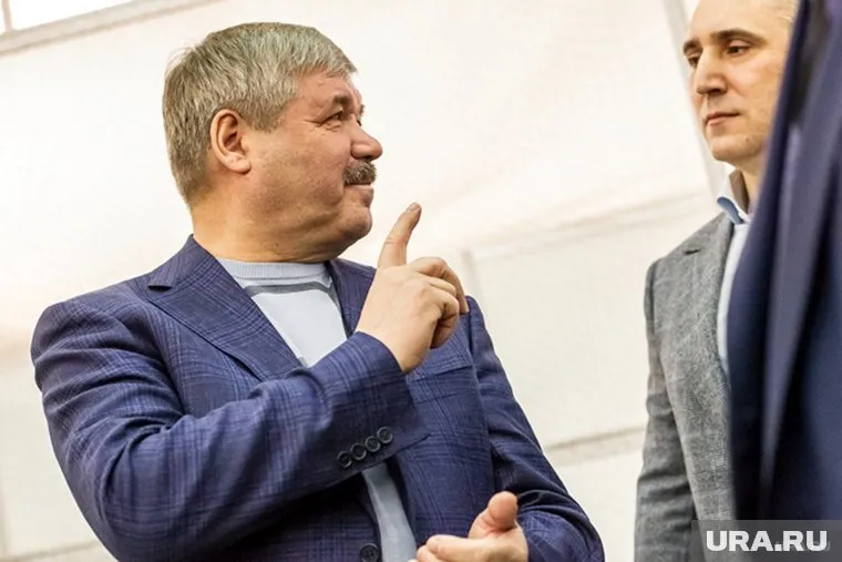 Юрий Неелов покинет Совфед