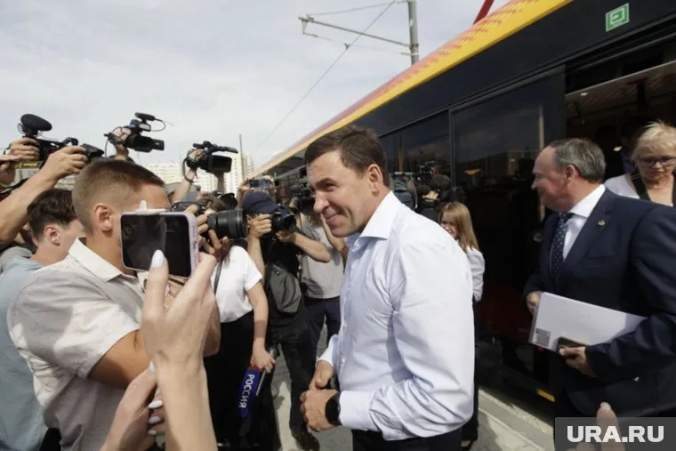 Евгений Куйвашева в поездке сопровождали топ-чиновники и бывший глава УГМК