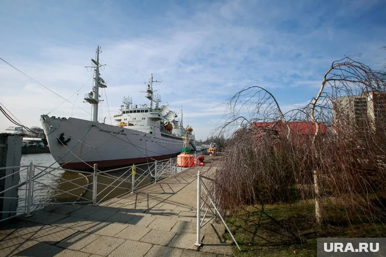 Паром, прибывший из КНДР в Россию, вызвал беспокойство в Японии (архивный снимок)