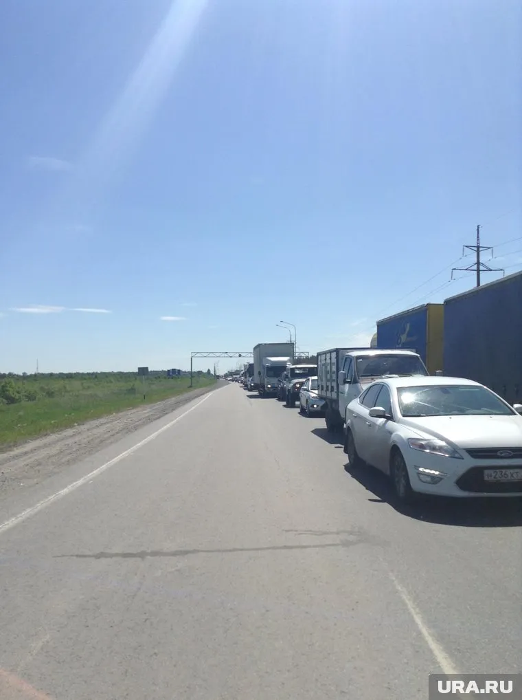 Движение по объездной Тюмени было заблокировано из-за ДТП