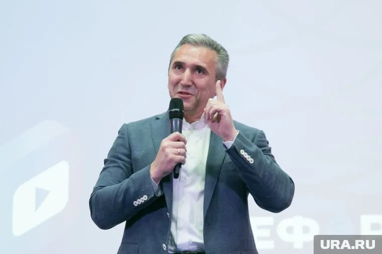 Александр Моор назвал себя преемником Владимира Якушева