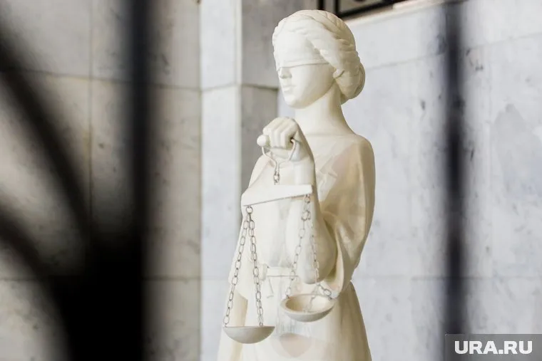 Суд снизил Артему Дубровину сумму штрафа