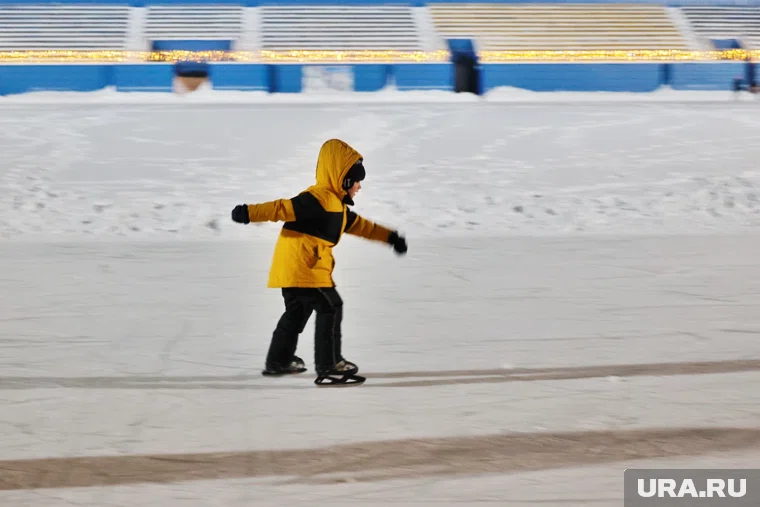 В Кургане заработает каток на Центральном стадионе