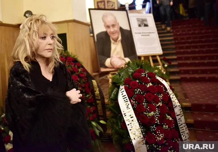 Алла Пугачева не смогла прийти на похороны подруги из-за проблем со здоровьем