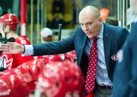 Бывший тренер «Автомобилиста» сразился против клуба