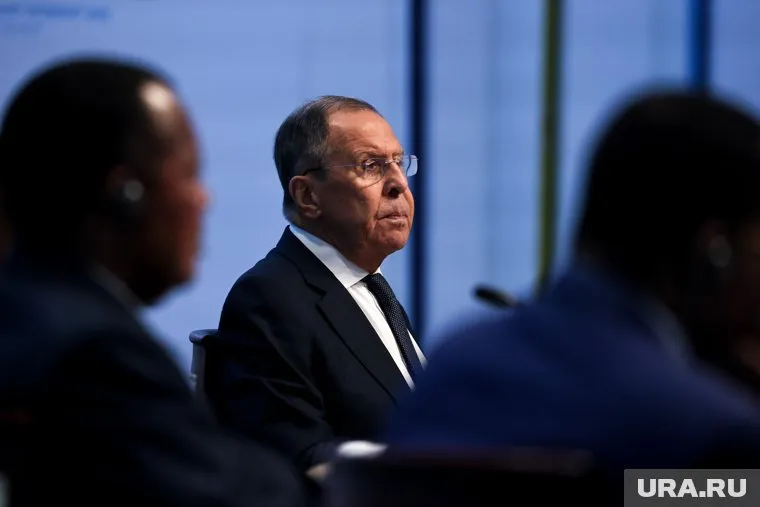 США одержимы доминированием, считает Сергей Лавров