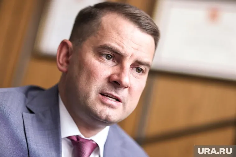 МРОТ необходимо поднять до 30 тысяч рублей, считает Ярослав Нилов