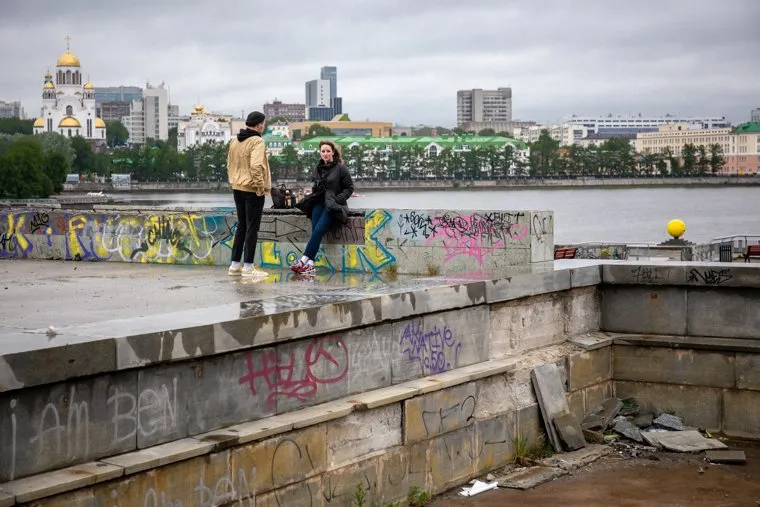 Центральные улицы города за месяц до международной выставки ИННОПРОМ-2019. Екатеринбург