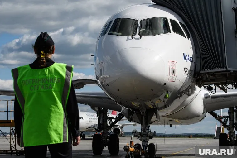 Предполагается, что испытания двигателя ПД-8 для SuperJet закончат в 2023 году, сказал Сергей Чемезов