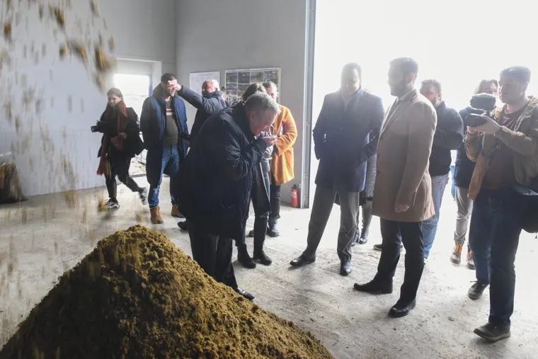 Работа Балтымского агрокомплекса. Балтым.