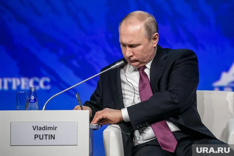 Владимир Путин не считает, что либеральная идея оказалась несостоятельной в мировом масштабе