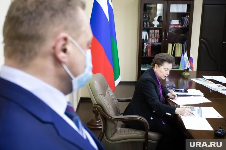 Чиновники должны работать круглосуточно до тех пор, пока ситуация не стабилизируется