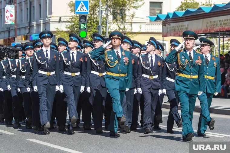 В планах властей организовать шествие войск Тюменского гарнизона «Салют»