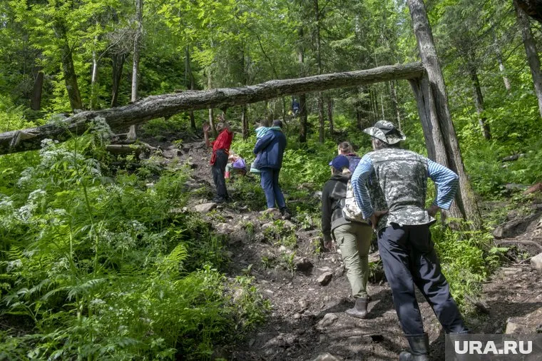 Мужчина спал и не услышал поисковиков и работу сирен