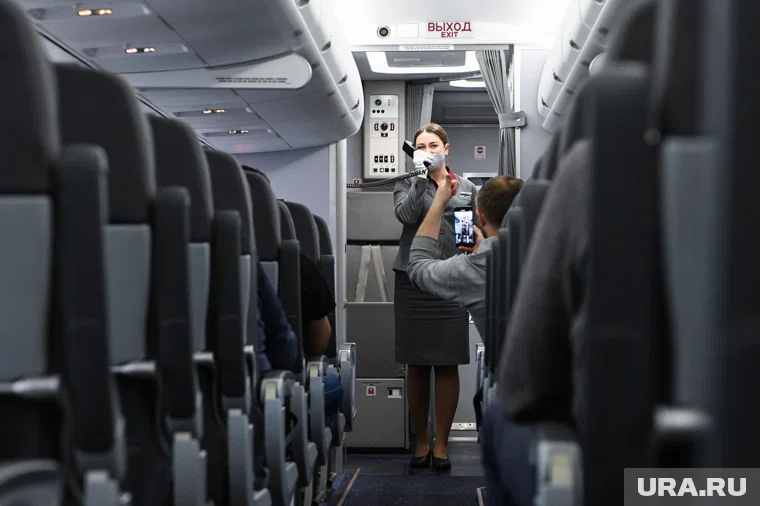 Алкоголь может стать недоступным в самолете