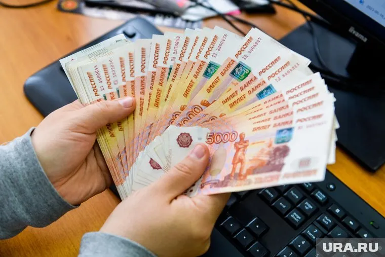 Рост реальных зарплат в 2025 году составит 6,8%