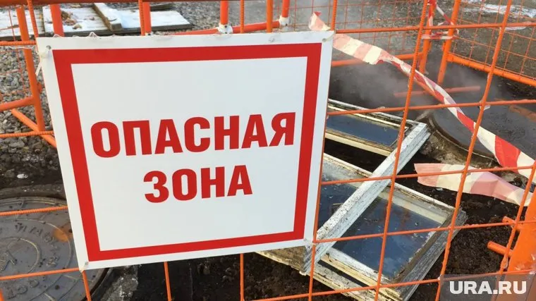 По словам местных жителей, они обращались в аварийно-диспетчерскую службу незадолго до трагедии