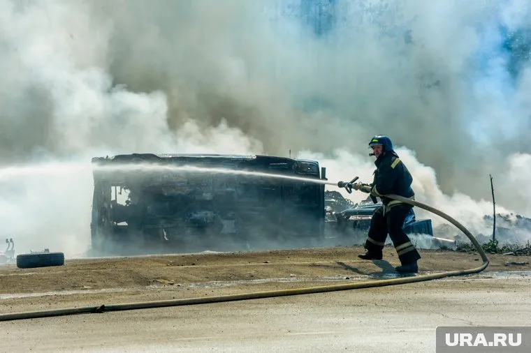 На борьбу с огнем выехало шесть единиц техники (фото из архива)