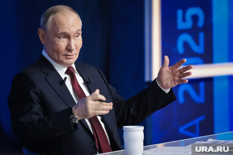 Путин рассказал о результатах сотрудничества РФ и Палестины 