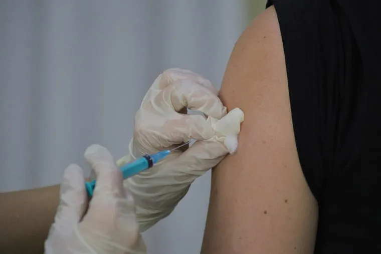 Пункт вакцинации в ТЦ «Воробьевы горы». Курган