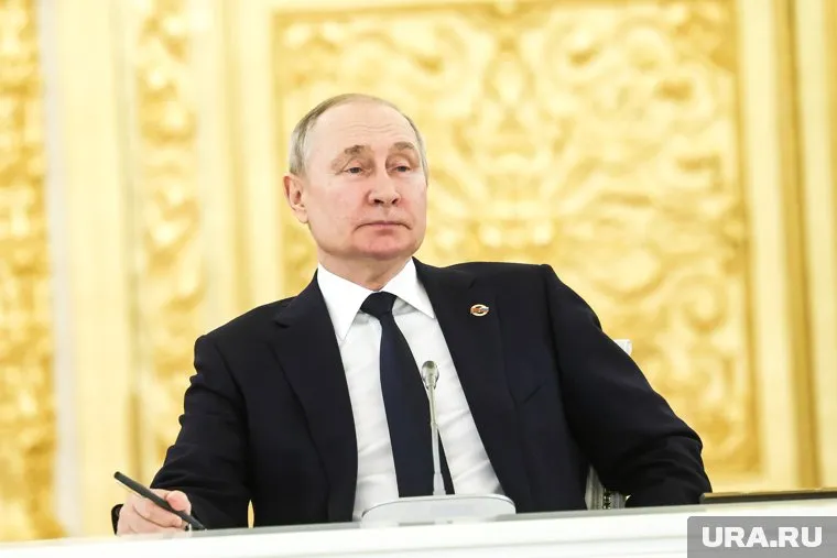 Владимир Путин подтвердил свою личность в ЦИК, пишет Павел Зарубин