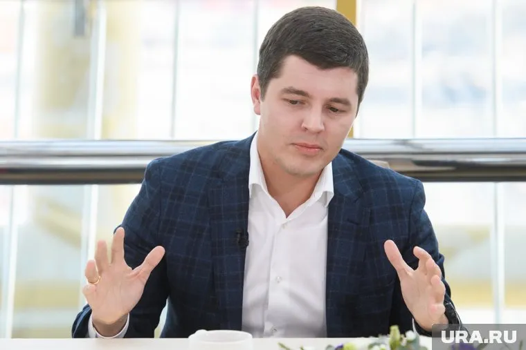 Дмитрий Артюхов рассказал, что принял решение о расселении аварийного жилья