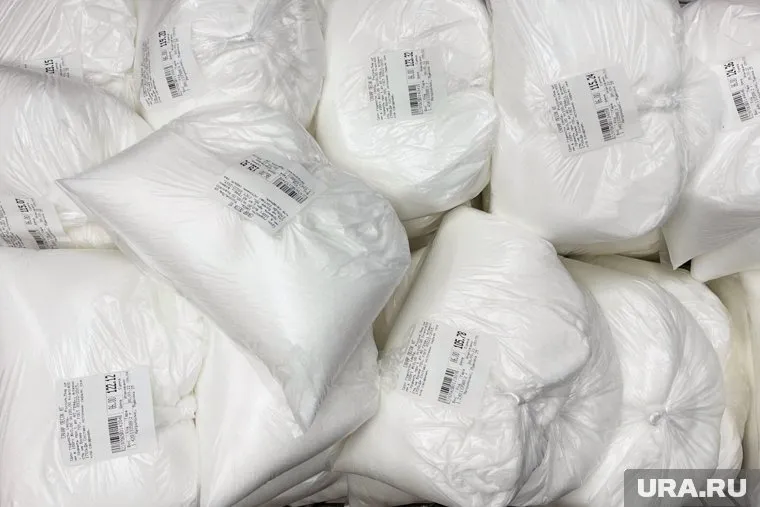 Контрабандисты маркируют сахар под соль и минеральные удобрения