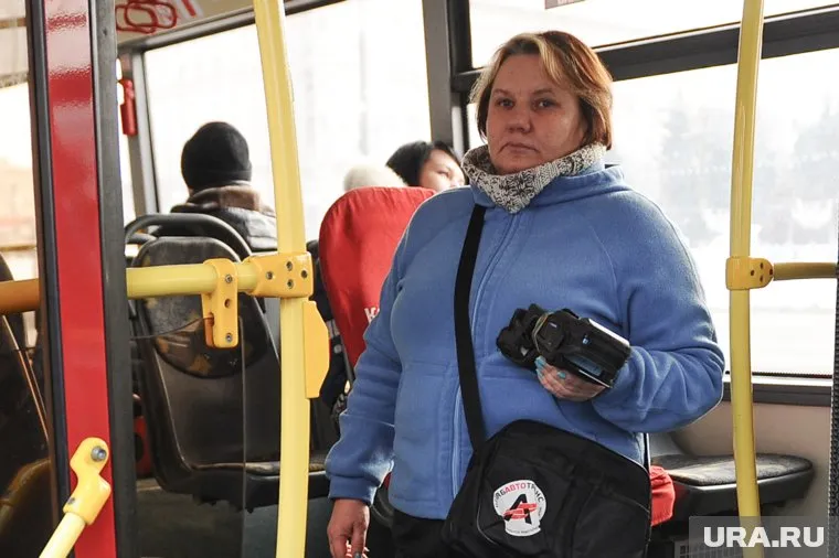 Все автобусы будут оборудованы системами безналичной оплаты