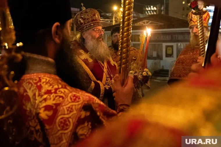 Благодатный огонь должны доставить в Екатеринбург уже сегодня (архивное фото)
