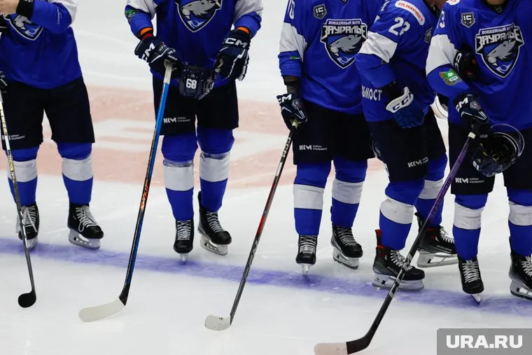 Хоккеистам "Зауралья" не повезло в третьем матче подряд