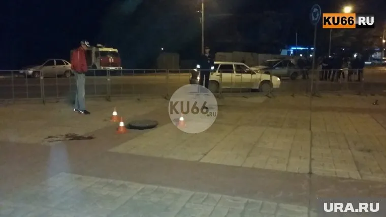 Полицейские огородили открытый колодец