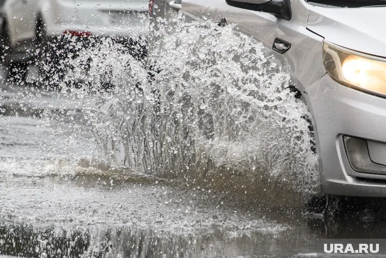 Обильные дожди в Дагестане привели к подтоплению улиц в Махачкале, Каспийске и Избербаше