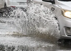 Транспортный коллапс возник в городах Дагестана из-за ливней: онлайн-трансляция